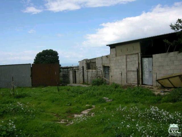 Terreno in vendita di 17300 m² in Strada Provinciale 13