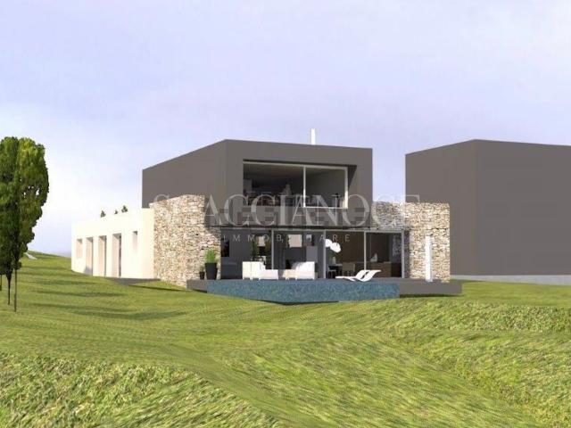 Terreno in vendita di 1850 m² in Via Imer Zona