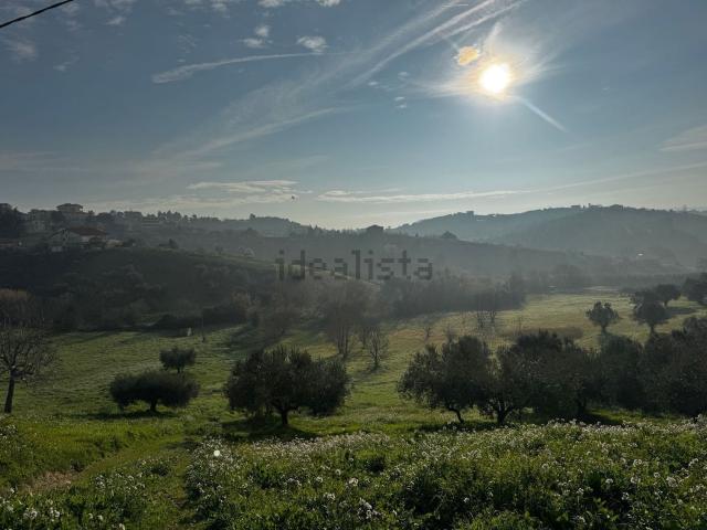 Terreno in vendita di 18631 m² in Via Fonte Grande