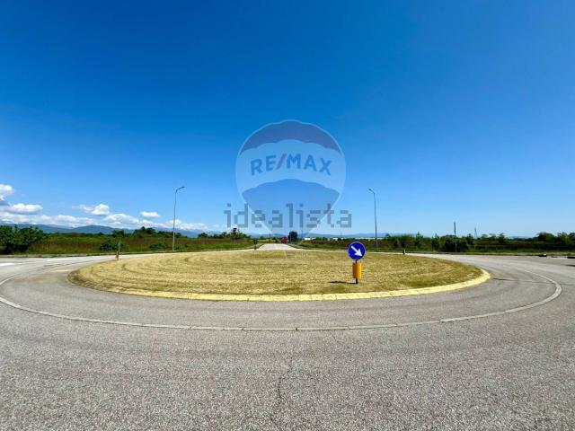 Terreno in vendita di 18754 m² in Viale Palmanova, 486