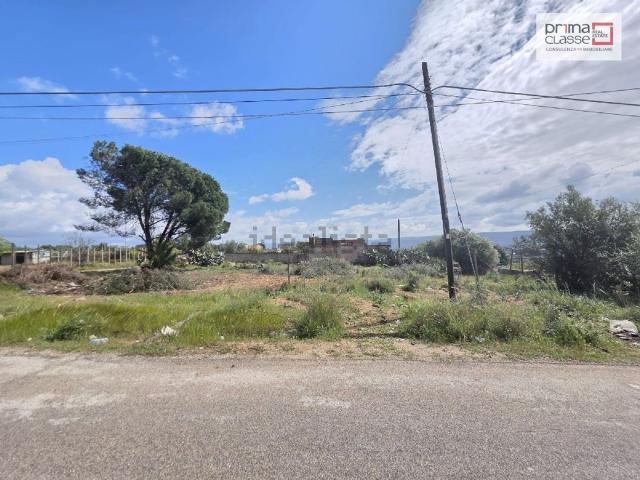 Terreno in vendita di 1831 m² in Via Ciaccio Montalto