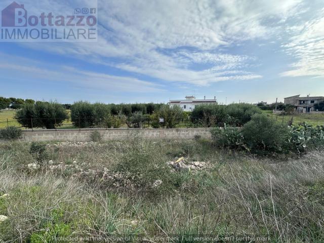 Terreno in vendita di 19492 m² in Strada Vicinale Pegne, 100
