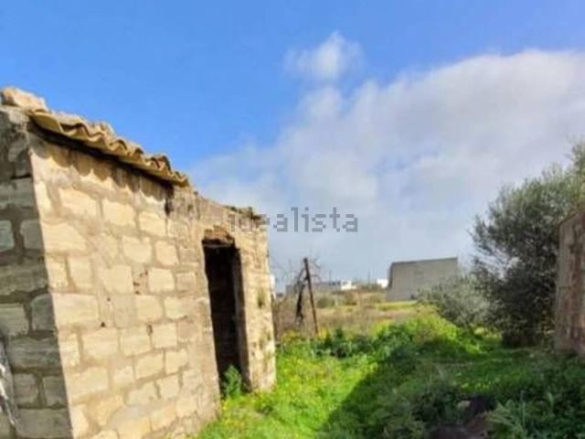 Terreno in vendita di 19580 m² in Via Pozzo Bollente