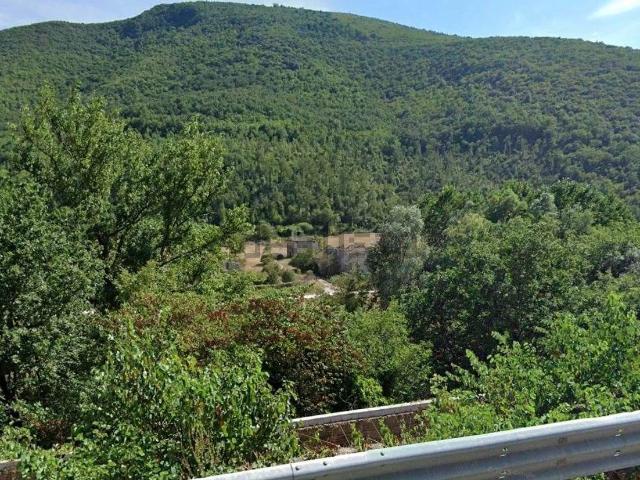 Terreno in vendita di 196000 m²