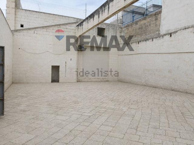 Terreno in vendita di 199 m² in Via Maggiore Toselli, 10
