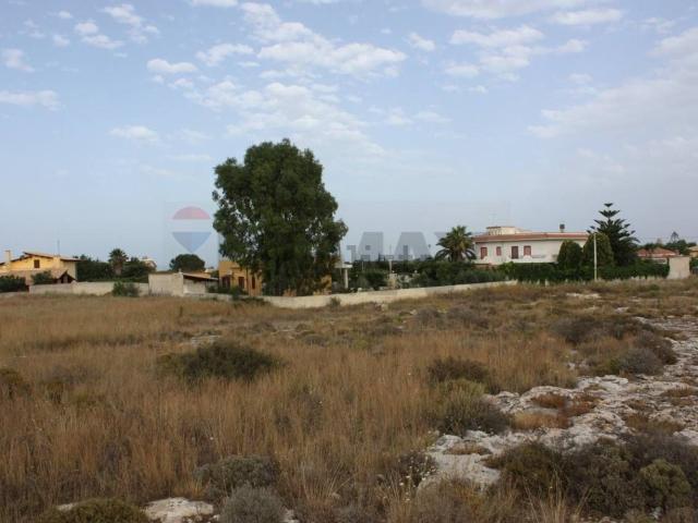 Terreno in vendita di 19000 m²
