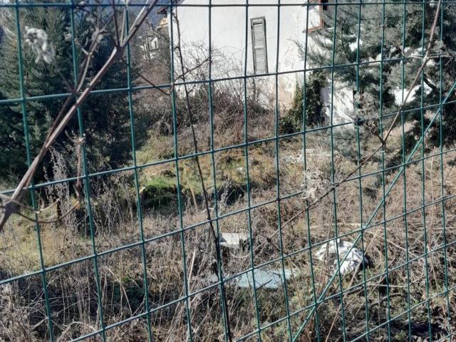 Terreno in vendita di 2045 m² in Via Teramo