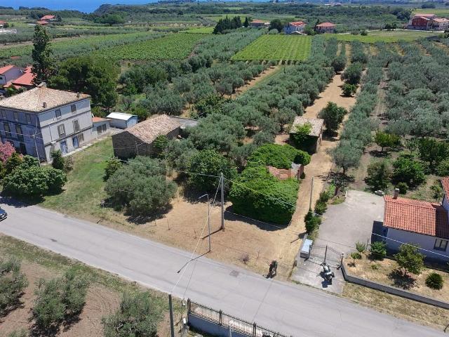 Terreno in vendita di 2000 m² in Contrada Mancini