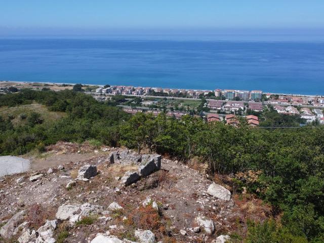 Terreno in vendita di 2000 m² in Contrada San Pietro