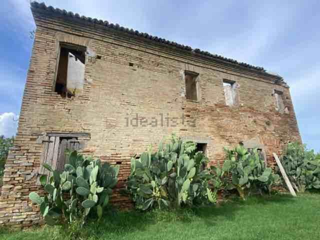 Terreno in vendita di 2000 m² in Via Gattolo Inferiore