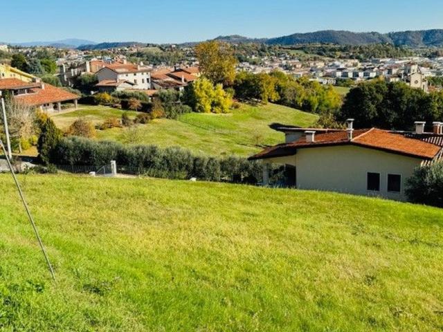 Terreno in vendita di 200 m²