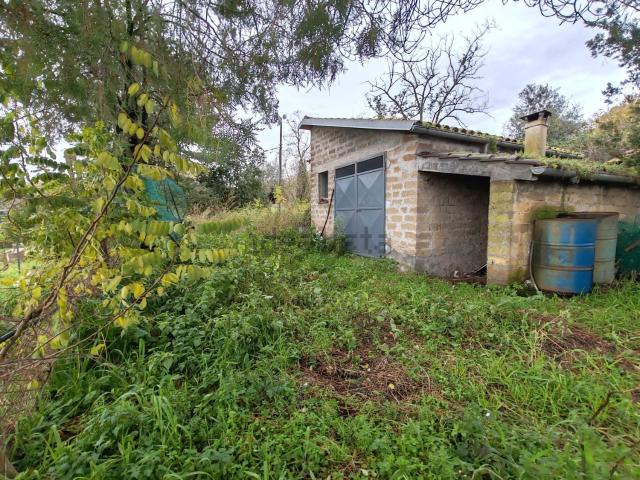 Terreno in vendita di 200 m² in Via MONTE JUGO
