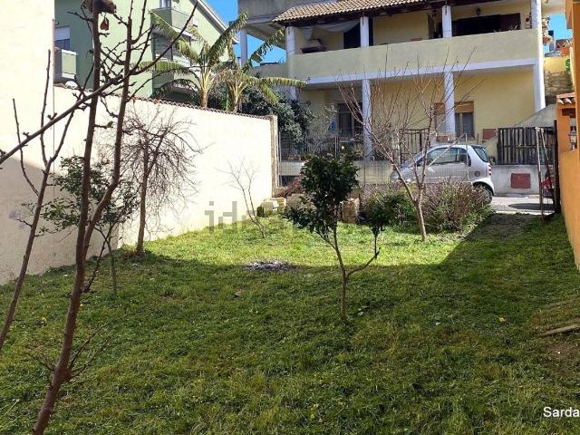 Terreno in vendita di 200 m² in Vico della Stazione, 2
