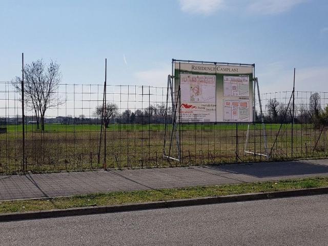 Terreno in vendita di 2033 m² in Via C.Camplani
