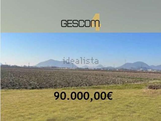 Terreno in vendita di 20380 m² in Via Chiodare