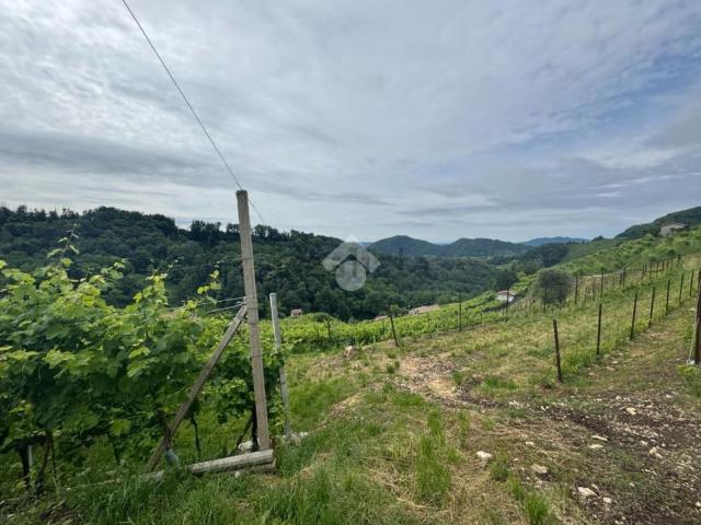 Terreno in vendita di 2151 m² in Via Giuseppe Garibaldi