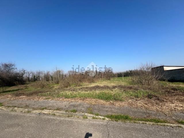 Terreno in vendita di 2105 m²