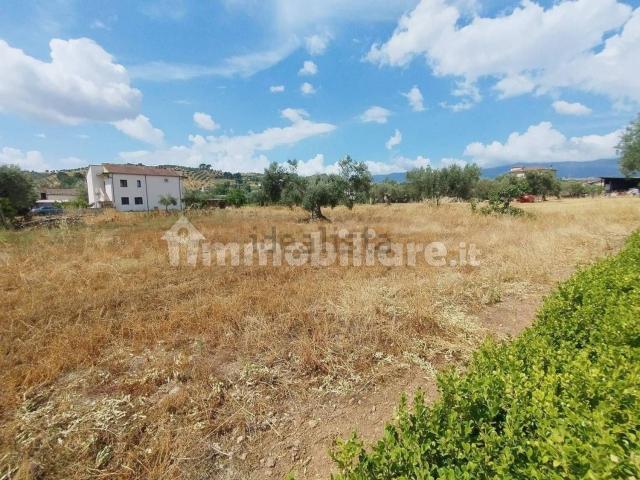 Terreno in vendita di 2250 m² in Via Alessandro Manzoni