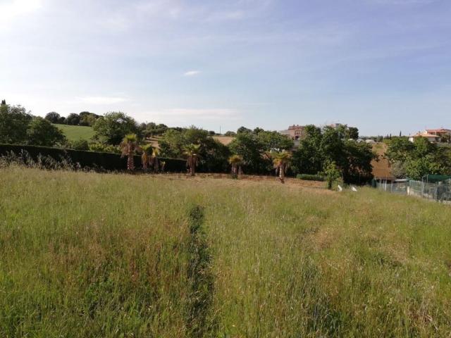 Terreno in vendita di 2200 m² in Strada Cuprense