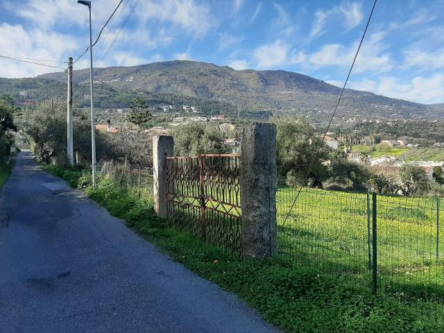 Terreno in vendita di 2200 m² in Via Ferriato