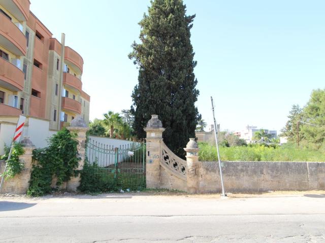 Terreno in vendita di 2200 m² in Via San Vito