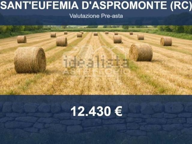 Terreno in vendita di 22100 m² in Via Stazione