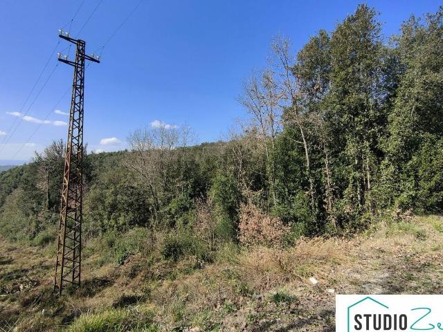 Terreno in vendita di 22320 m² in Via Rimembranze