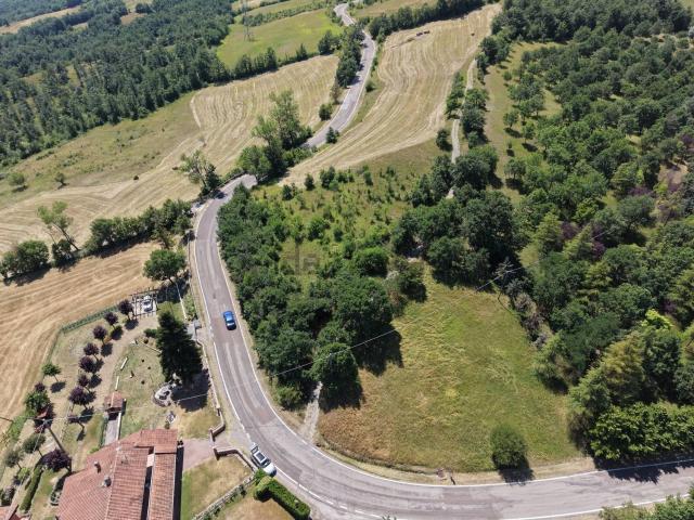 Terreno in vendita di 2342 m² in Località Bellavista