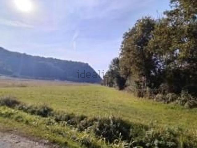 Terreno in vendita di 23440 m² in Via Pianeta