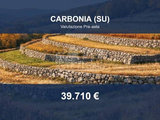 Terreno in vendita di 23629 m² in Via Lazio