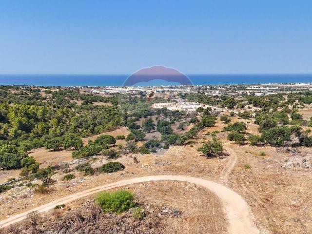 Terreno in vendita di 23000 m² in Contrada Pagliarelli