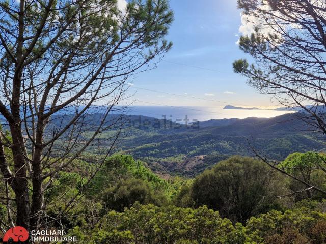 Terreno in vendita di 23000 m² in Località Ladixeddas