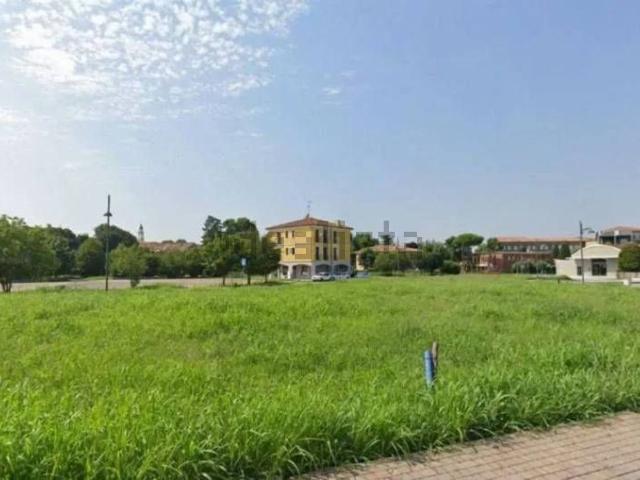 Terreno in vendita di 2474 m² in Via Trevisan