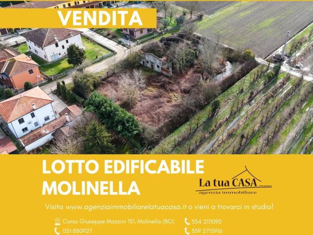 Terreno in vendita di 2400 m² in Via Fiume Vecchio, 152