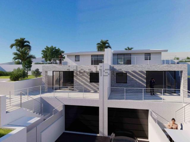 Terreno in vendita di 2400 m² in Via John Fitzgerald Kennedy