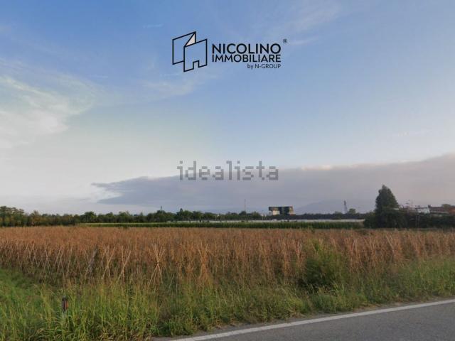 Terreno in vendita di 24100 m² in Via Torino
