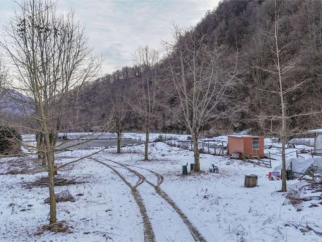 Terreno in vendita di 25000 m² in Via San Firmino, 23