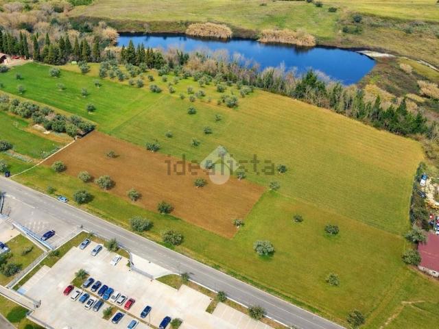 Terreno in vendita di 25000 m² in Via Santa Maria di Propezzano, 68