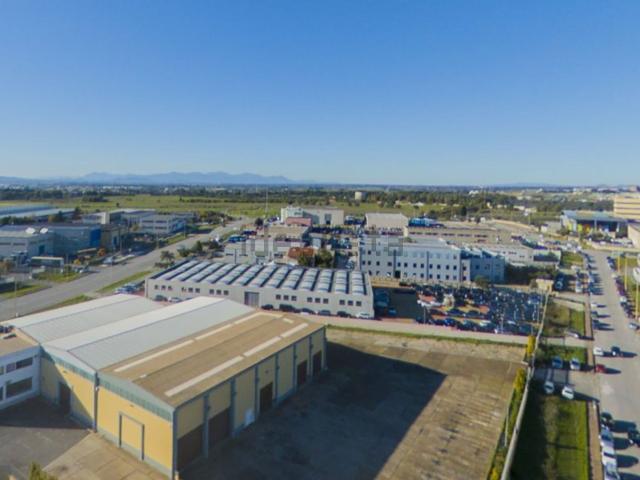 Terreno in vendita di 25000 m² in Viale Elmas, 138