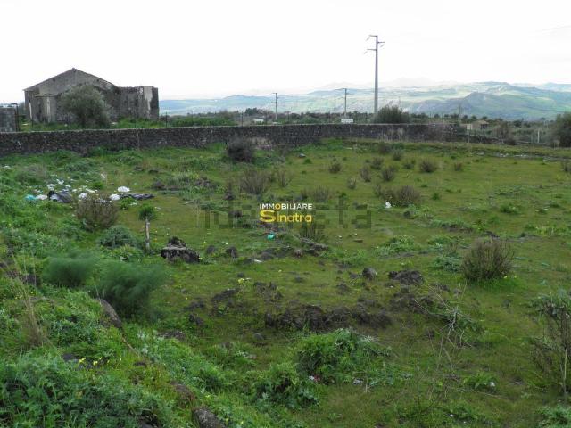 Terreno in vendita di 25000 m² in Contrada Scalilli