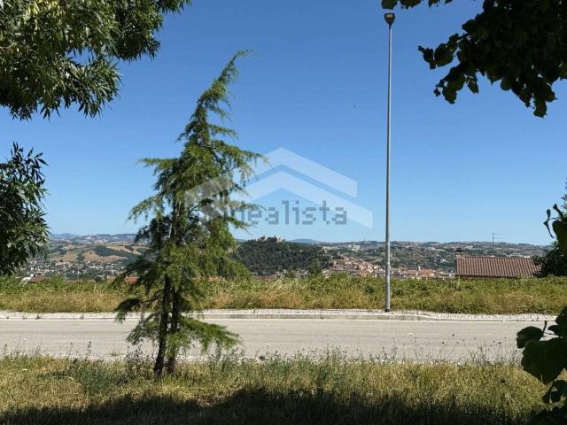 Terreno in vendita di 2500 m² in Contrada Cese