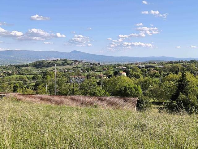 Terreno in vendita di 2500 m²