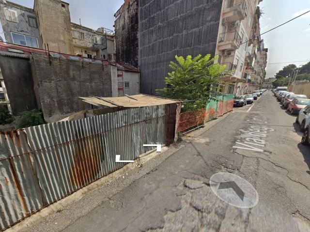 Terreno in vendita di 250 m² in Via Cesare Battisti, 242