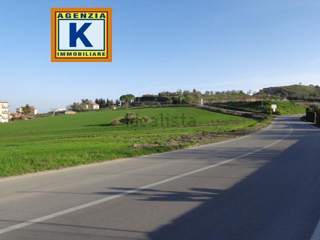Terreno in vendita di 26500 m² in Via Carlo Forlanini, 15