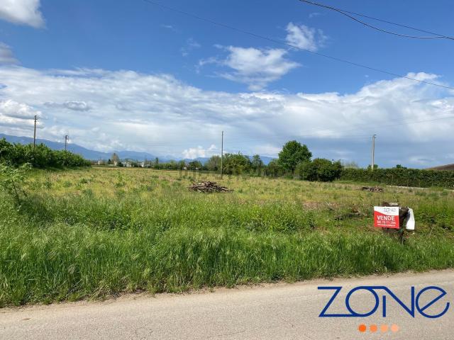 Terreno in vendita di 2680 m² in Via Molino di Ferro