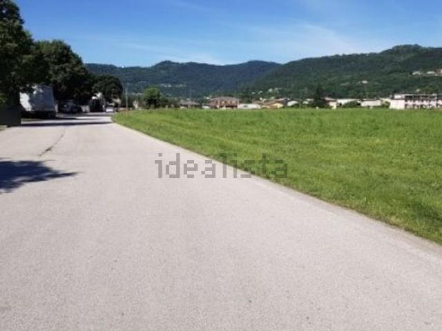 Terreno in vendita di 2613 m² in Via San Maria Celeste