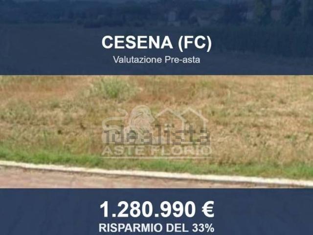 Terreno in vendita di 27556 m² in Via Madonna dell&apos Olivo
