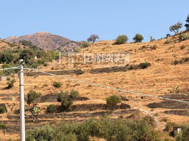 Terreno in vendita di 27799 m² in Via Torrente San Nicola, 1