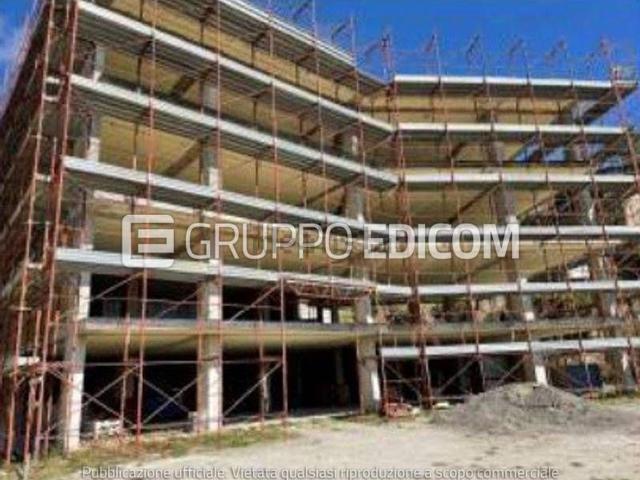 Terreno in vendita di 2843 m² in Via Salvatore Allende