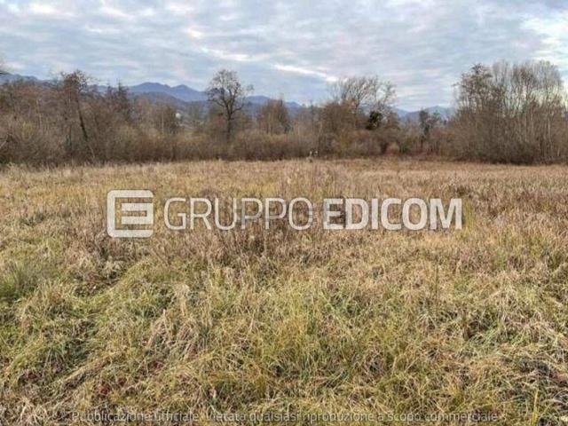 Terreno in vendita di 2860 m² in Via Col San Martino